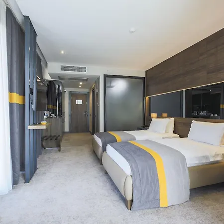 Hotel Noax 5*